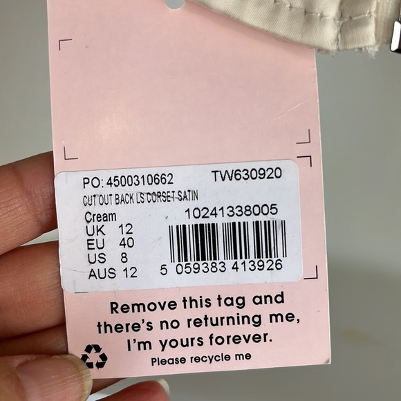 Missguided Satin Cut Out Detail Corset Crop Top Blouse in Cream Size 8 - NEW - Picture 7 of 10